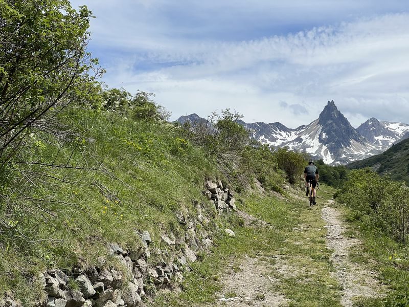 La combe de l'aiguille noire en VTT à Valloire