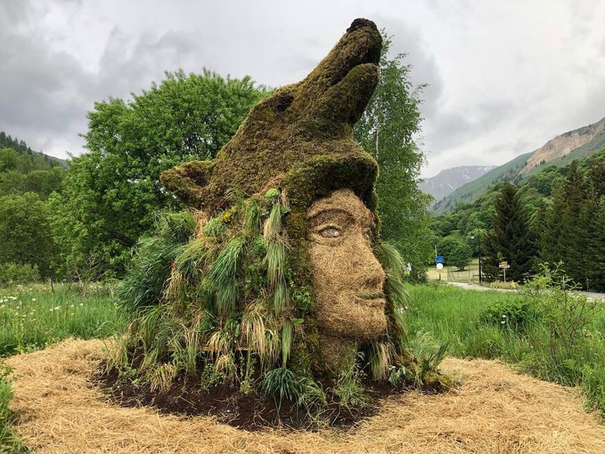 Sculpture végétale à Valloire