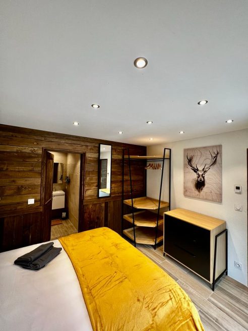 Chalet pierre pomme 5 à Valloire chambre