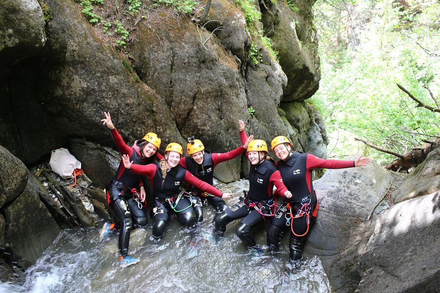 Canyoning entre amis à valloire