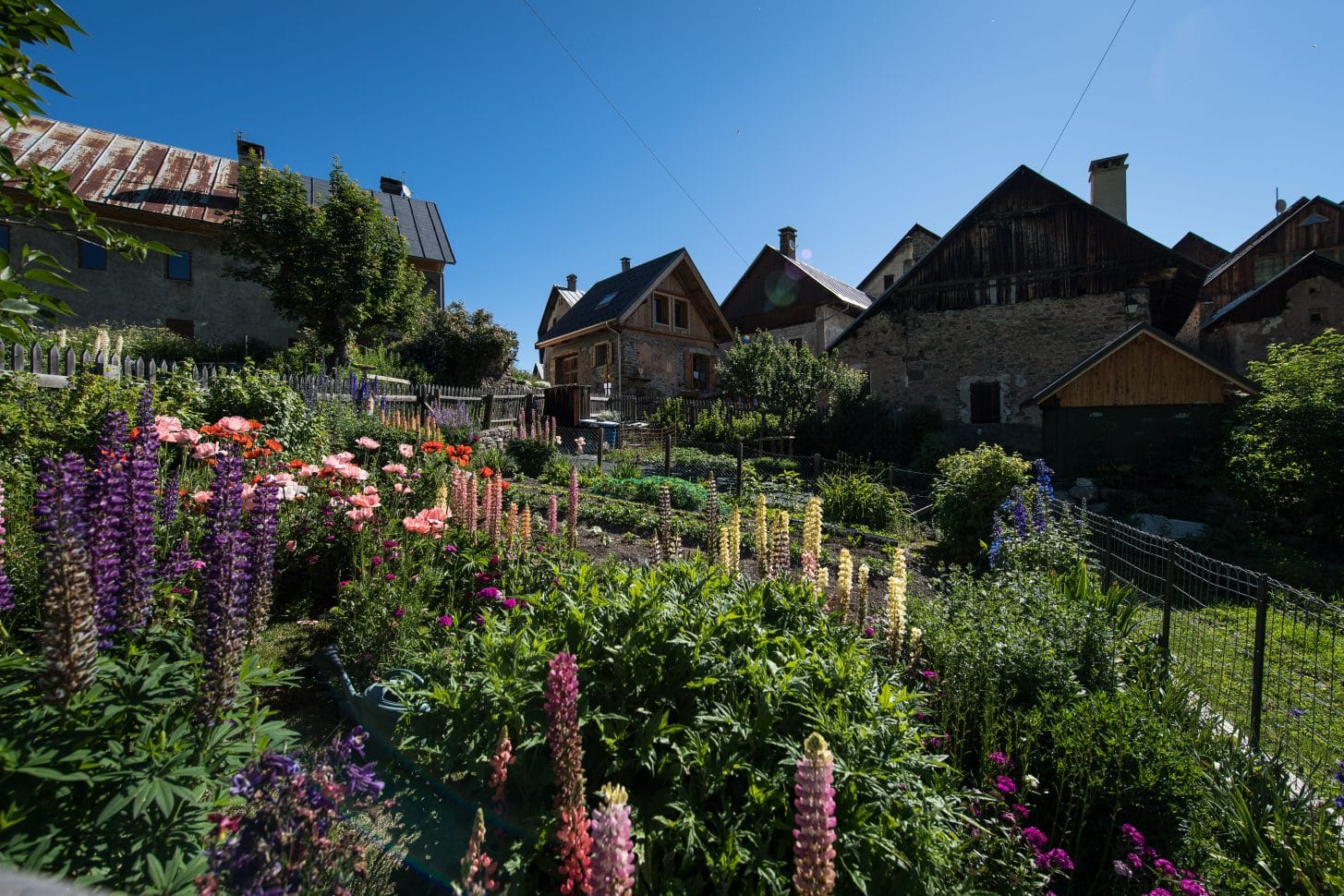 Patrimoine de Valloire, hameau de poingt ravier en été