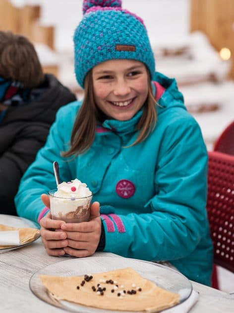 enfant-chocolat-chaud-alban-pernet