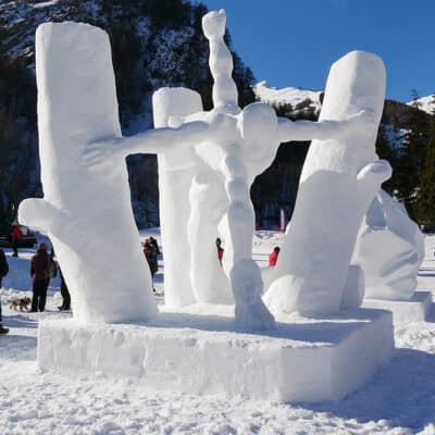 Sculpture-sur-neige-valloire-bille-en-tete_LIEVORE