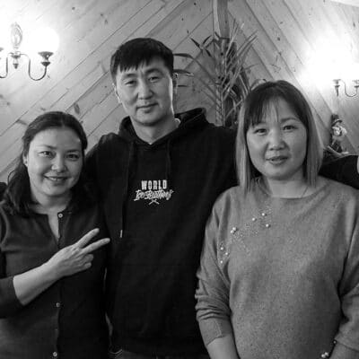 09_TSAGAAN_PORTRAIT_915-2_WEB