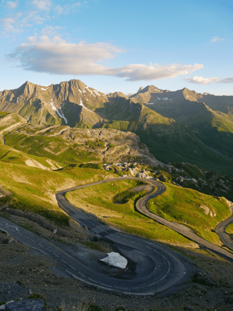 col-du-galibier-route-ete